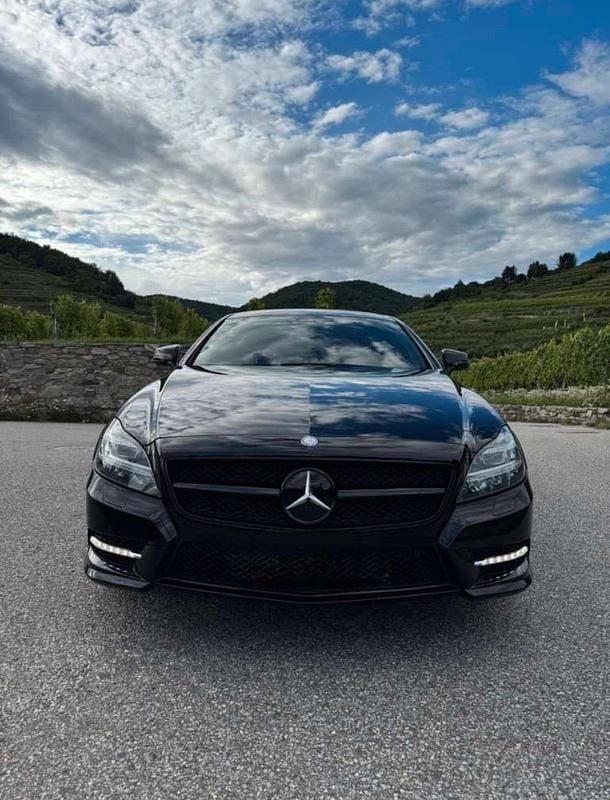 Schwarz Gebraucht 2014 Mercedes CLS350 AMG Limousine | 22.990 € (Fairer Preis) - Bild 1/4