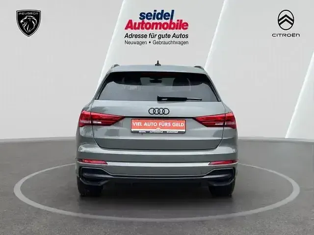 Gebraucht Audi Q3 Business 150 PS (110 kW) 2022 Grau SUV