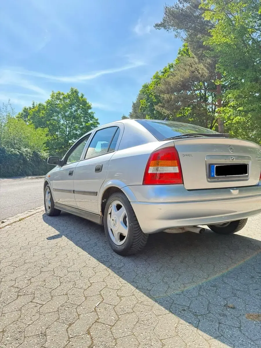 Gebraucht Opel Astra 115 PS (84 kW) 1998 Grau Limousine