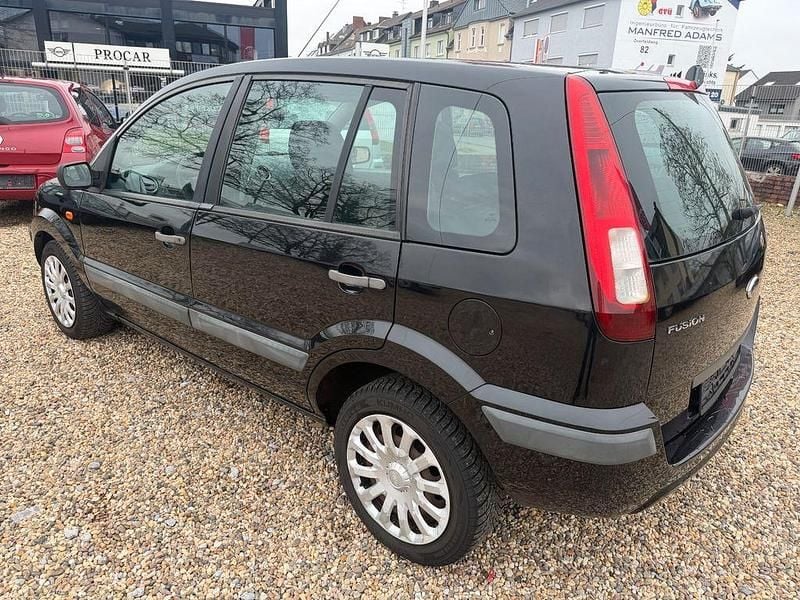Gebraucht Ford Fusion Trend 80 PS (58 kW) 2007 Blau Kleinwagen