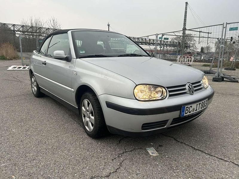 Gebraucht 2001 VW Golf Cabriolet Cabrio | 6.100 € (Etwas zu teuer) - Bild 1/4