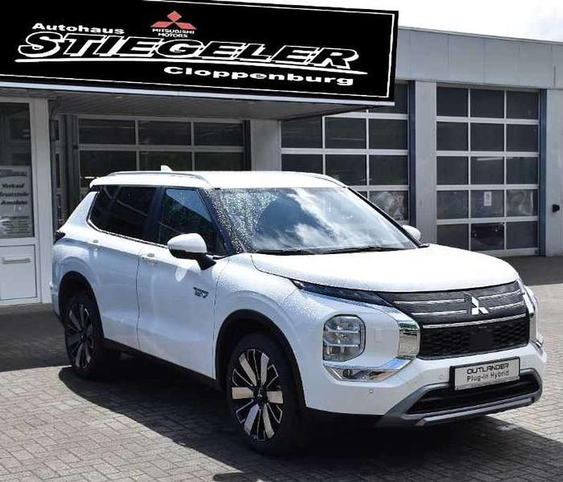 Gebraucht Mitsubishi Outlander P-HEV Edition 306 PS (225 kW) 2025 Andenweiß SUV
