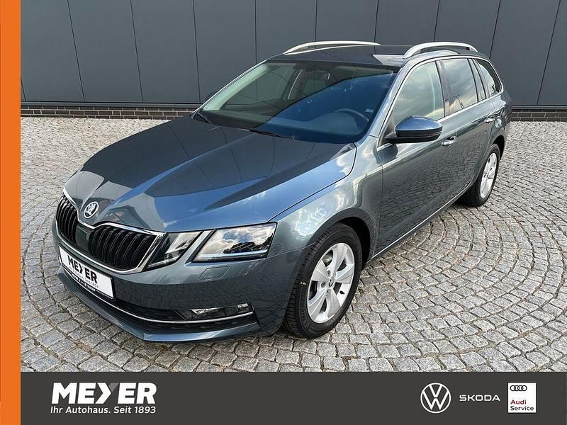 Quarzgrau metallic Gebraucht 2018 Skoda Octavia Style Kombi | 19.890 € (Etwas zu teuer) - Bild 1/4