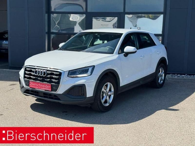 Weiß Gebraucht 2024 Audi Q2 Comfort SUV | 22.150 € (Guter Preis) - Bild 1/4