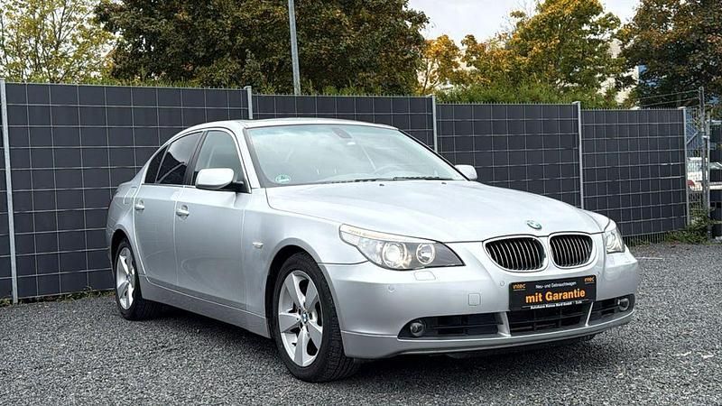 Silber Gebraucht 2007 BMW 525 Advantage Limousine | 10.550 € - Bild 1/4