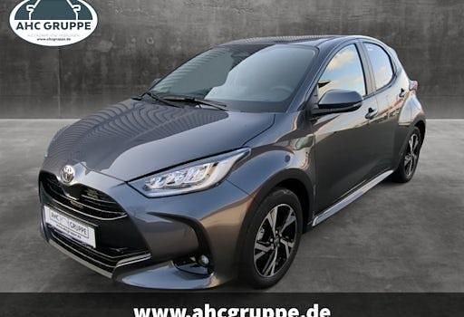 Neu Toyota Yaris Hybrid 116 PS (85 kW) 2025 Grau Limousine