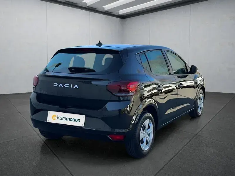 Neu Dacia Sandero 91 PS (66 kW) 2025 Schwarz Kleinwagen