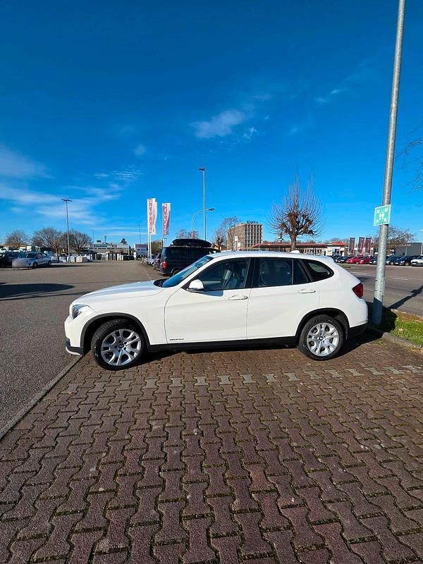 Gebraucht BMW X1 116 PS (85 kW) 2014 Weiß SUV