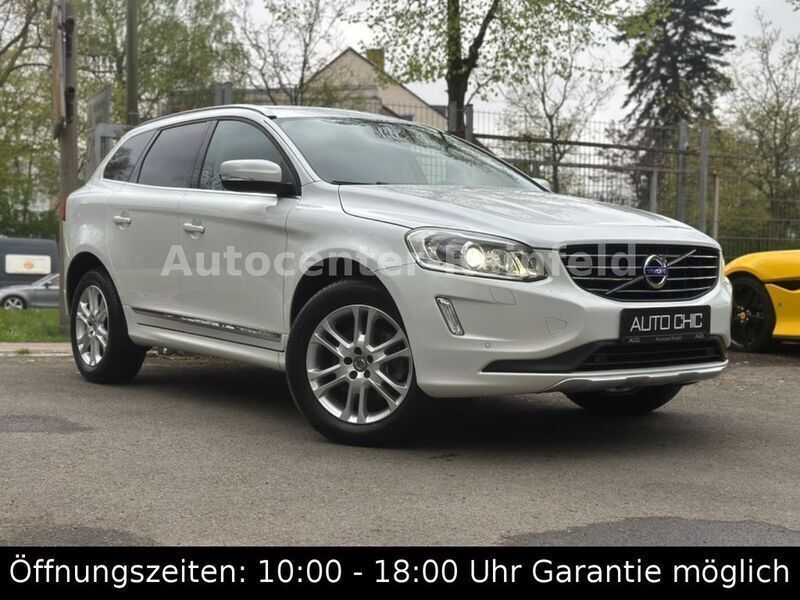 Weiß Gebraucht 2014 Volvo XC60 Summum SUV | 16.990 € (Guter Preis) - Bild 1/4