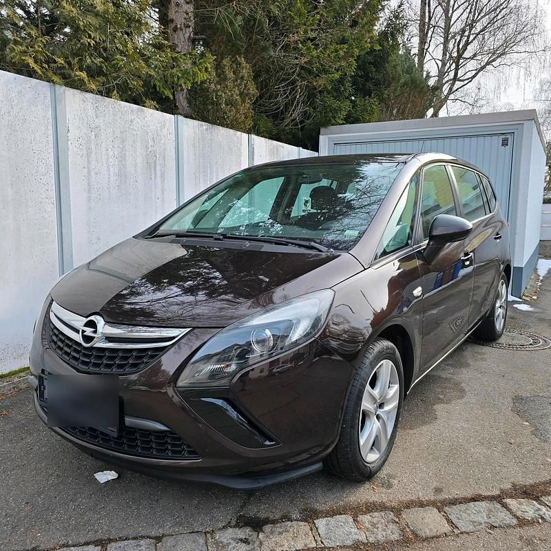 Gebraucht Opel Zafira 140 PS (102 kW) 2013 Braun Van / Kleinbus