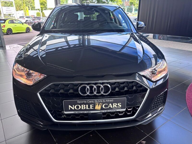 Gebraucht Audi A1 Sportback Sport 150 PS (110 kW) 2021 Manhattangrau metallic (metallic) Kleinwagen