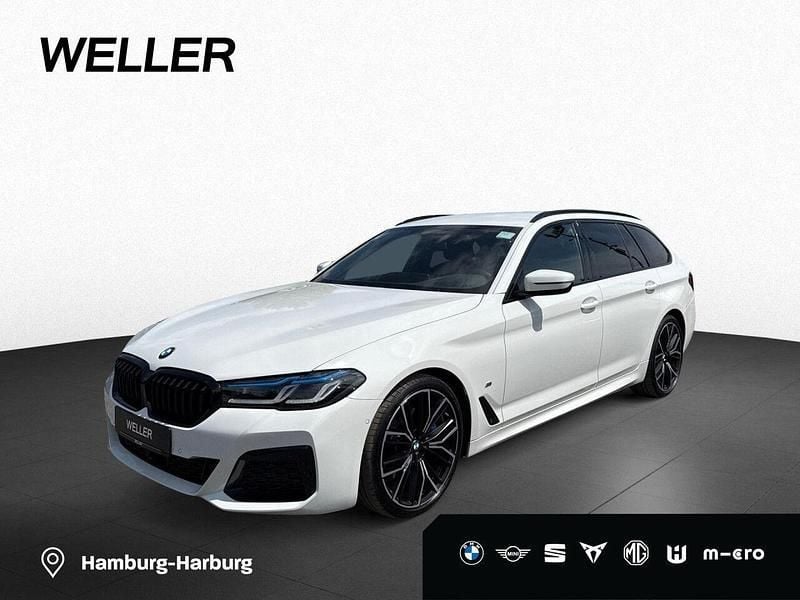Weiss Gebraucht 2022 BMW 530 Shadowline Kombi | 42.850 € (Teuer) - Bild 1/4