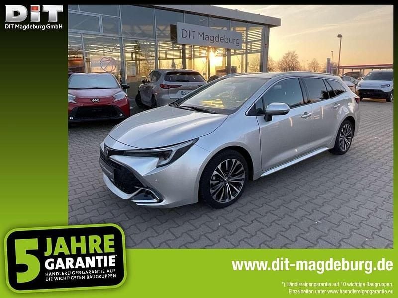 Gebraucht Toyota Corolla Team 140 PS (102 kW) 2025 Precious silver metallic Kombi