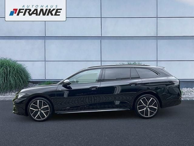 Neu VW Passat R-line 193 PS (141 kW) 2025 Schwarz Limousine