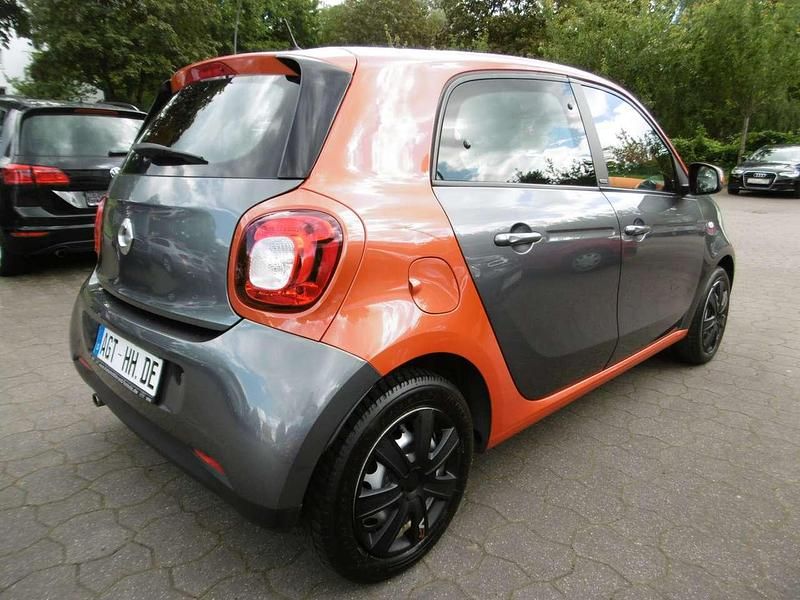 Gebraucht Smart ForFour Edition #1 71 PS (52 kW) 2015 Graphite grey / lava orange Kleinwagen