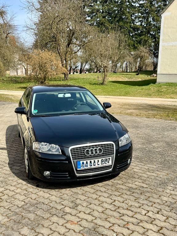 Gebraucht Audi A3 Attraction 125 PS (91 kW) 2008 Schwarz Kleinwagen
