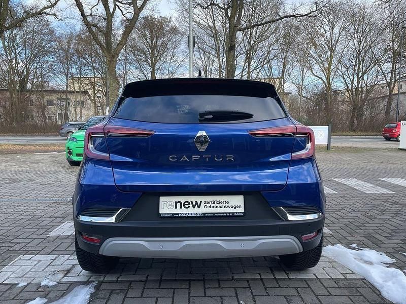 Gebraucht Renault Captur Techno 140 PS (102 kW) 2022 Ironblau und blackpearlschw SUV