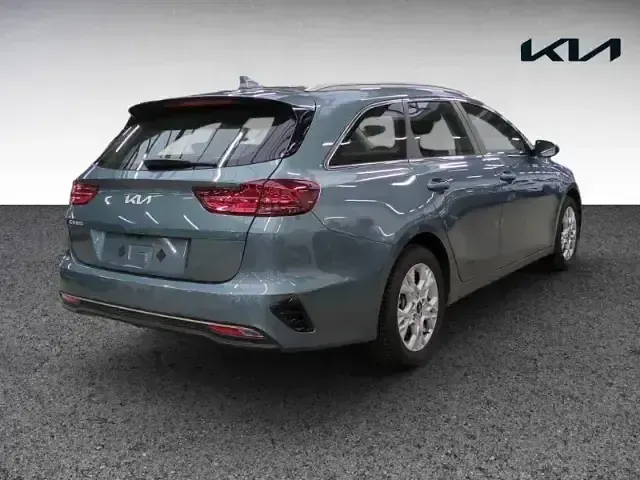 Gebraucht Kia Ceed Sportswagon Vision 140 PS (102 kW) 2025 Usg) yucca stahlgrau met. (grau Kombi