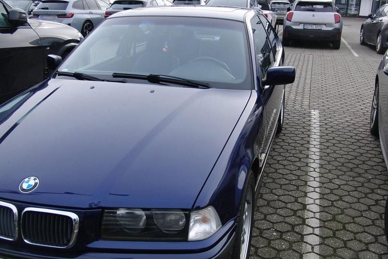 Gebraucht BMW 323 170 PS (125 kW) 1998 Blau Coupé