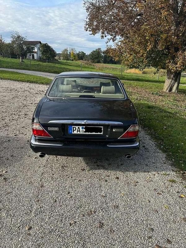 Gebraucht Jaguar XJ Executive 284 PS (208 kW) 2000 Schwarz Limousine