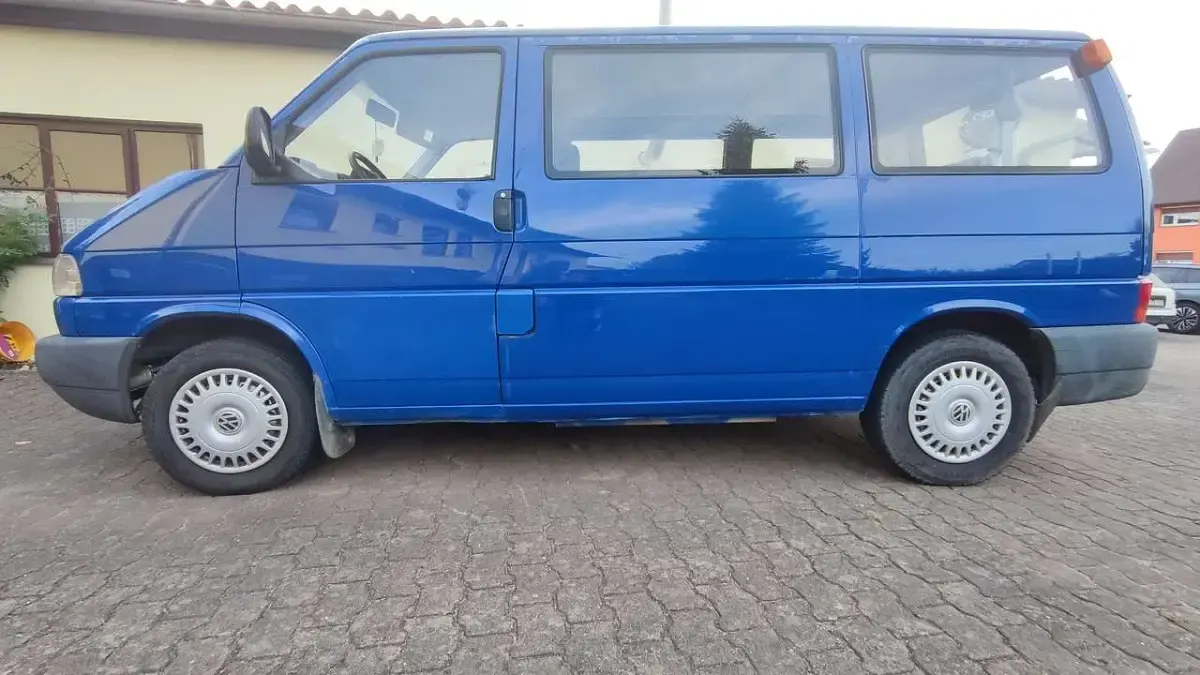 Gebraucht VW T4 102 PS (75 kW) 2000 Blau Van
