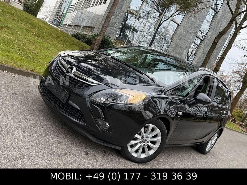 Schwarz Gebraucht 2013 Opel Zafira Tourer Active Van / Kleinbus | 8.900 € (Fairer Preis) - Bild 1/4