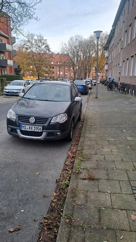 Schwarz Gebraucht 2008 VW Polo Cross Kleinwagen | 4.700 € (Fairer Preis) - Bild 1/4