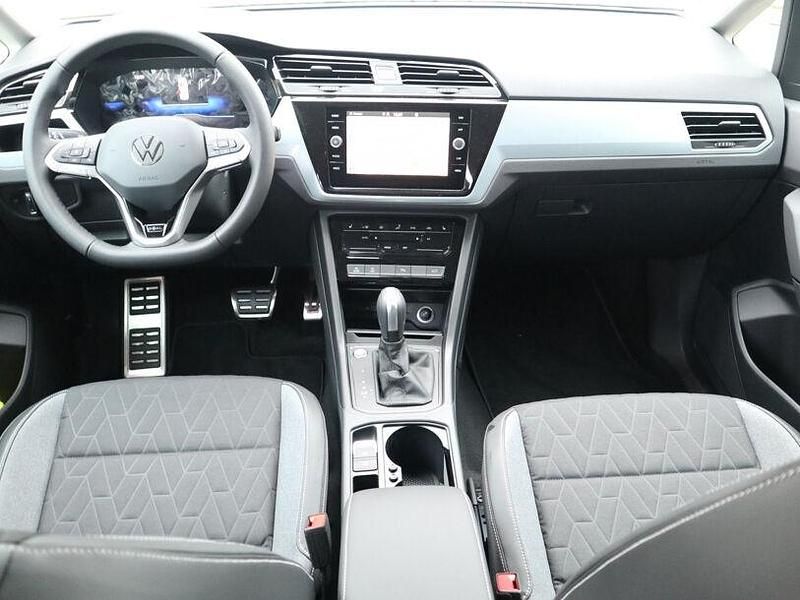 Gebraucht VW Touran Goal 150 PS (110 kW) 2025 Deep black perleffekt Van / Kleinbus