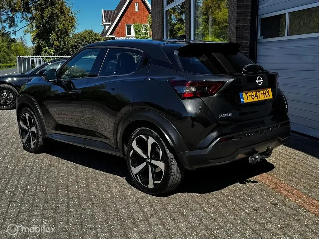 Second-hand Nissan Juke 114 CP (83 kW) 2023 Negru SUV