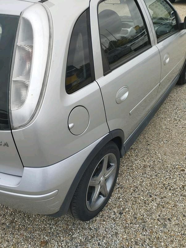 Gebraucht Opel Corsa 60 PS (44 kW) 2006 Grau Kleinwagen