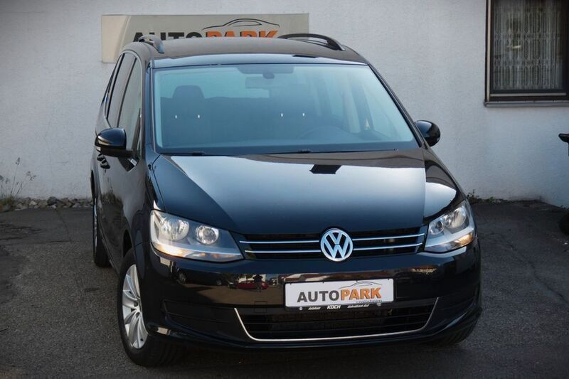 Schwarz Gebraucht 2011 VW Sharan Comfortline Van / Kleinbus | 7.490 € (Guter Preis) - Bild 1/4