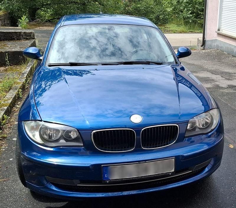 Gebraucht BMW 116 122 PS (89 kW) 2008 Blau Kleinwagen