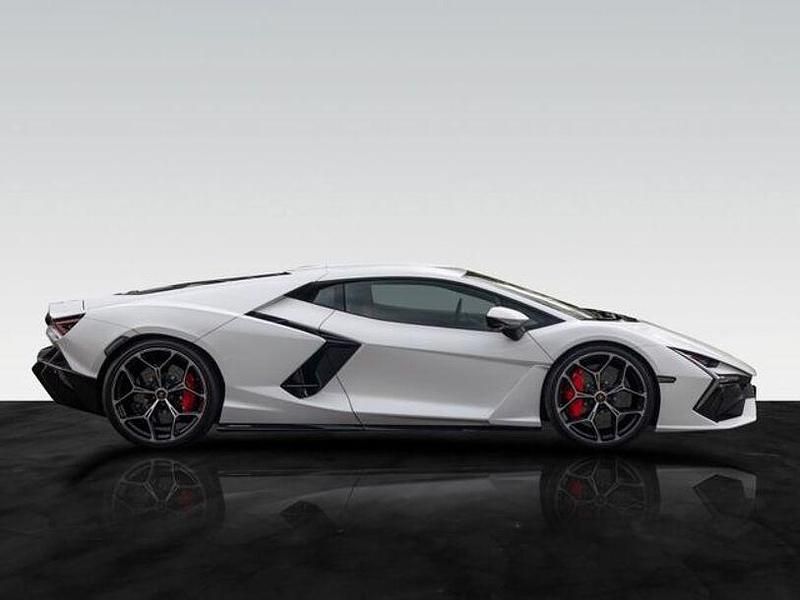 Gebraucht Lamborghini Revuelto 1015 PS (746 kW) 2024 Weiß Coupé
