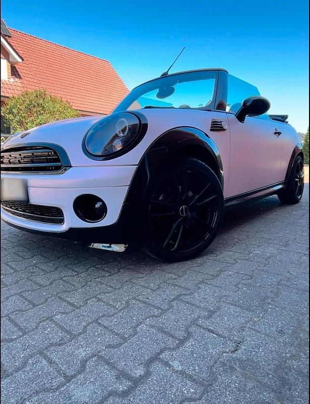 Usata Mini Cooper Cabriolet 120 CV (88 kW) 2009 Cabrio
