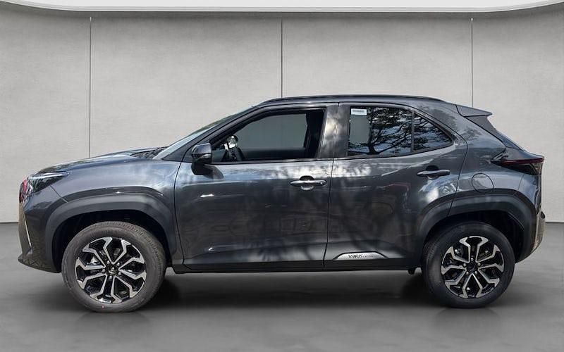 Grau Neu 2025 Toyota Yaris Cross SUV | 30.490 € (Fairer Preis) - Bild 1/4