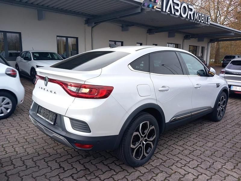 Gebraucht Renault Arkana Techno 140 PS (102 kW) 2023 Kyanitweiß metallic SUV