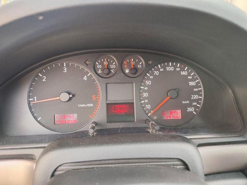 Gebraucht Audi A4 110 PS (80 kW) 1999 Blau Kombi