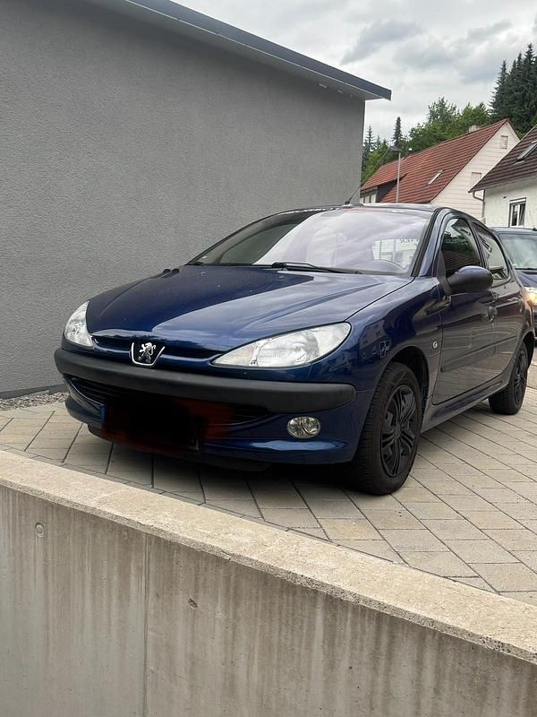 Blau Gebraucht 2002 Peugeot 206 Kleinwagen | 1.300 € (Fairer Preis) - Bild 1/4