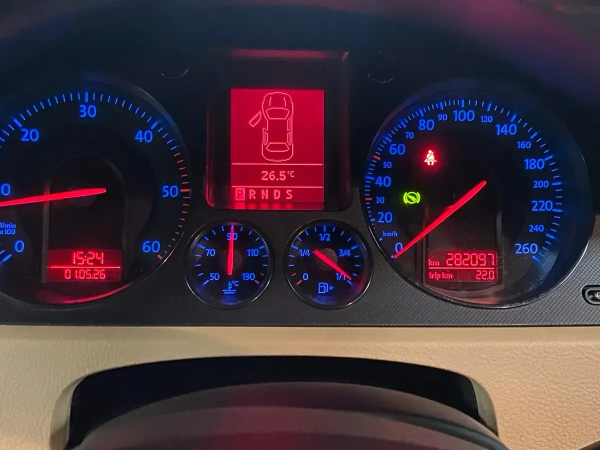 Gebraucht VW Passat Sport 140 PS (102 kW) 2006 Schwarz Limousine