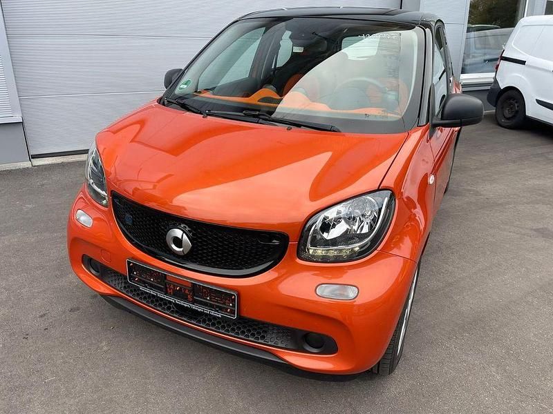 Gebraucht Smart ForFour Electric Drive 60 kW (82 PS) 2018 Schwarz Kleinwagen