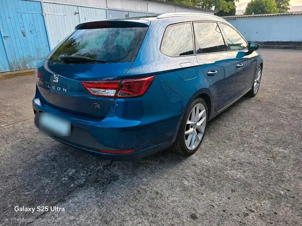Używany Seat Leon FR 150 KM (110 kW) 2016 Niebieski Kombi