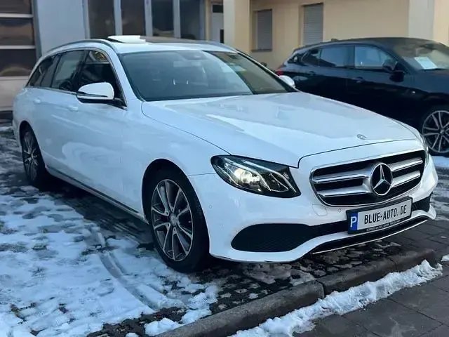 Brugt Mercedes E220 194 HK (142 kW) 2016 Hvid Sedan