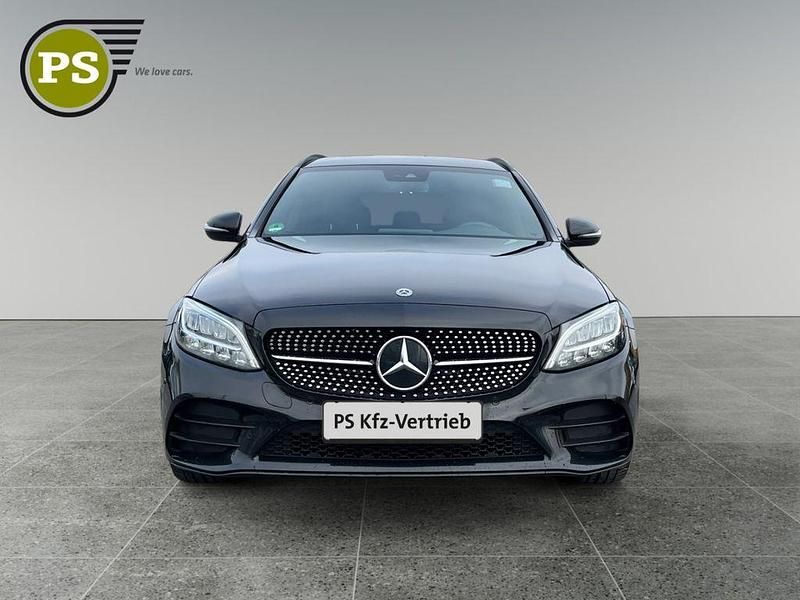 Gebraucht Mercedes C200 AMG 160 PS (117 kW) 2020 Schwarz Limousine