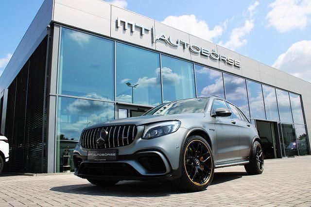 Grau Gebraucht 2019 Mercedes GLC63 AMG AMG SUV | 56.900 € - Bild 1/4