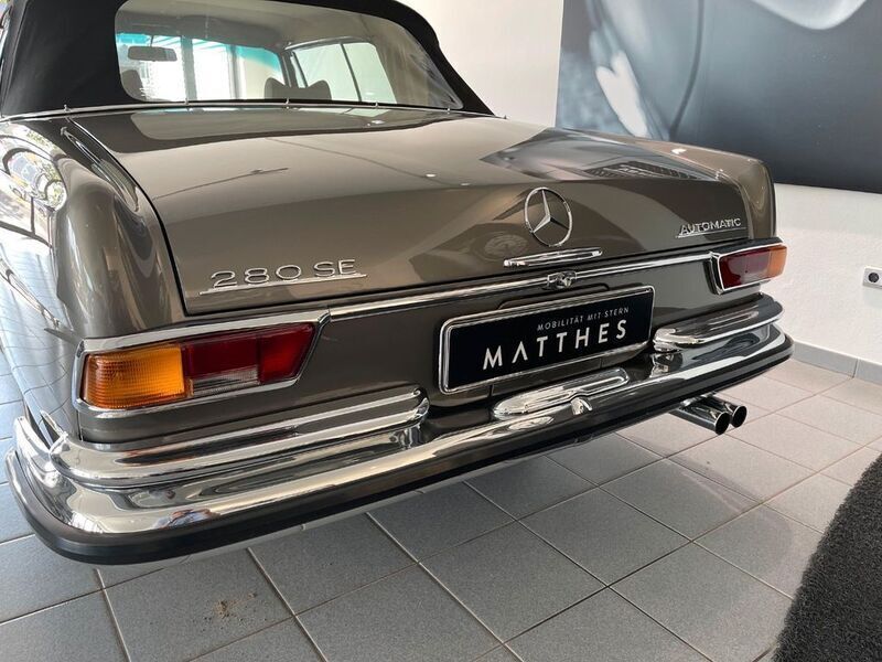 Gebraucht Mercedes W111 SE 170 PS (125 kW) 1970 Grau  farbnr.: 172 Cabrio