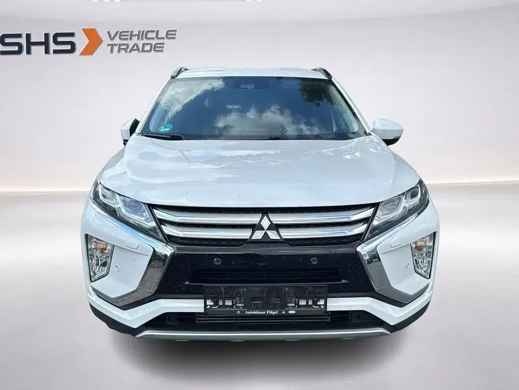Gebraucht Mitsubishi Eclipse Cross Edition 163 PS (119 kW) 2019 Weiß SUV