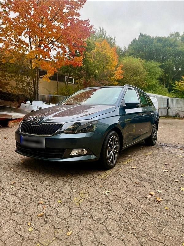 Gebraucht Skoda Fabia 90 PS (66 kW) 2015 Grau Kombi