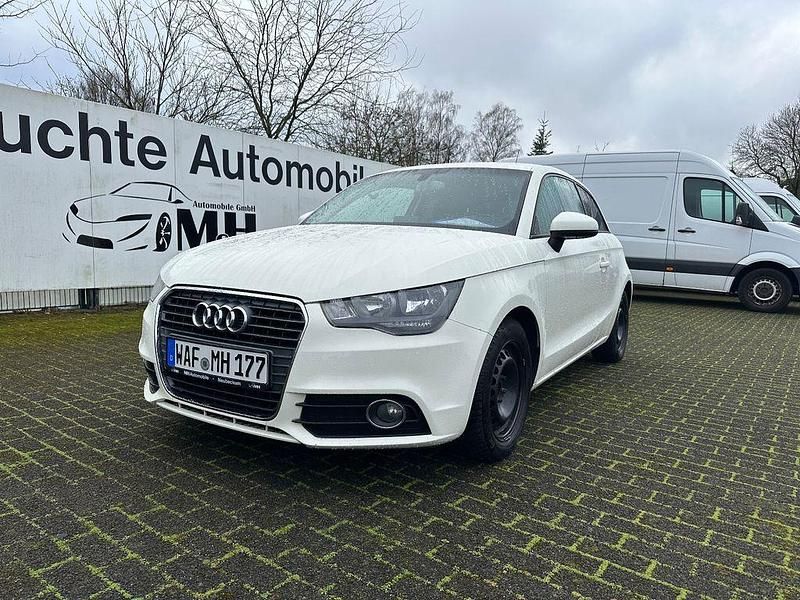 Weiß Gebraucht 2011 Audi A1 Ambition Kleinwagen | 7.395 € (Fairer Preis) - Bild 1/4