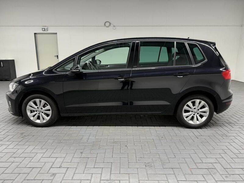 Gebraucht VW Golf Sportsvan 125 PS (91 kW) 2016 Schwarz Van / Kleinbus