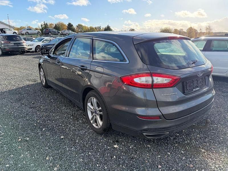 Gebraucht Ford Mondeo Titanium 179 PS (131 kW) 2017 Grau Limousine